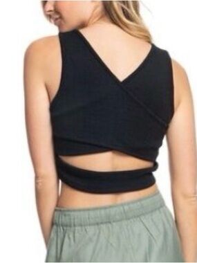 Roxy”Good Keepsake”  Black Textured Cross-Back Cropped Tank NEW!